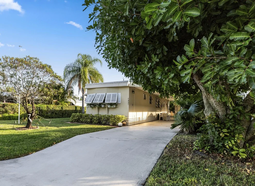 Unit for sale at 7437 SE Swan Avenue, Hobe Sound, FL 33455