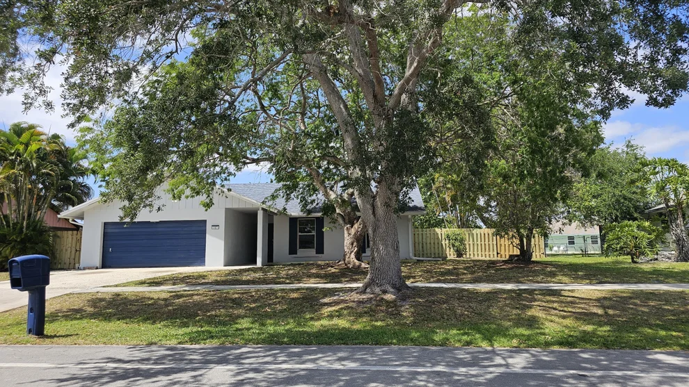 Unit for sale at 357 La Mancha Avenue, Royal Palm Beach, FL 33411
