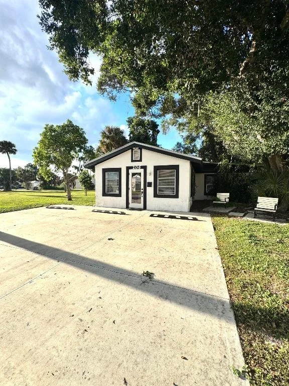 Unit for sale at 206 SW 3rd Street, Okeechobee, FL 34974