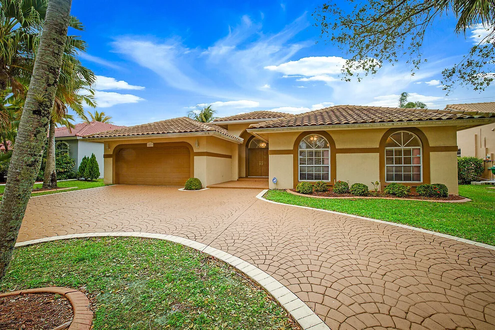 Unit for sale at 10039 NW 47th Street, Coral Springs, FL 33076