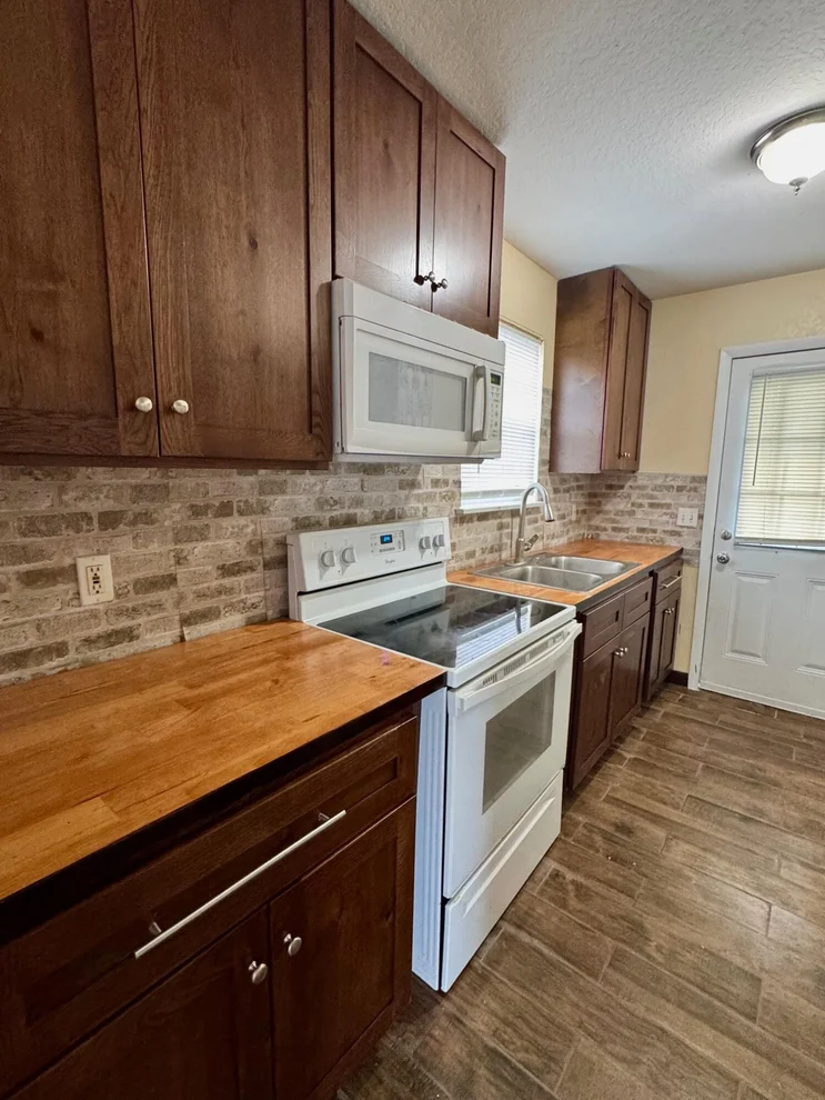 Unit for sale at 714 S Seminole Avenue, Fort Meade, FL 33841