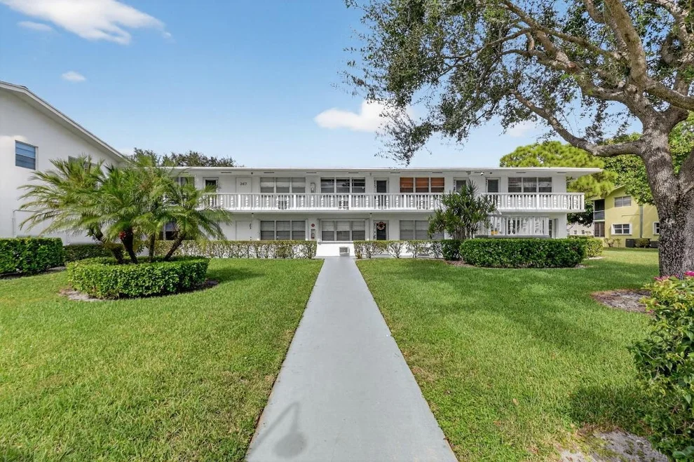 Unit for sale at 265 Windsor, West Palm Beach, FL 33417