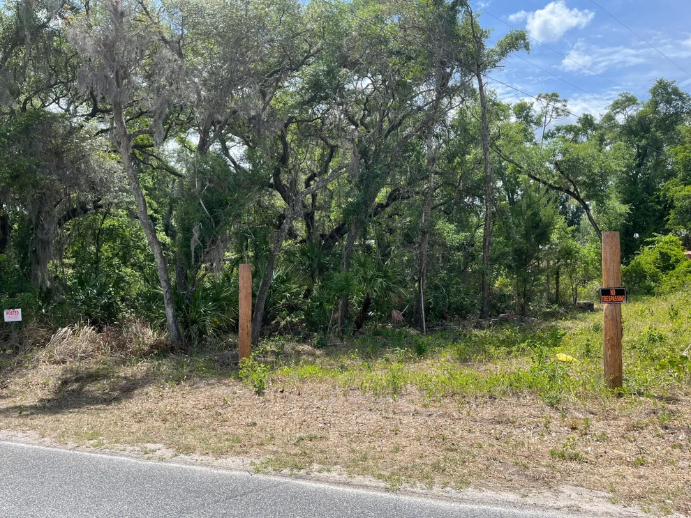 Unit for sale at 69 SE Se Terrace, Trenton, FL 32693