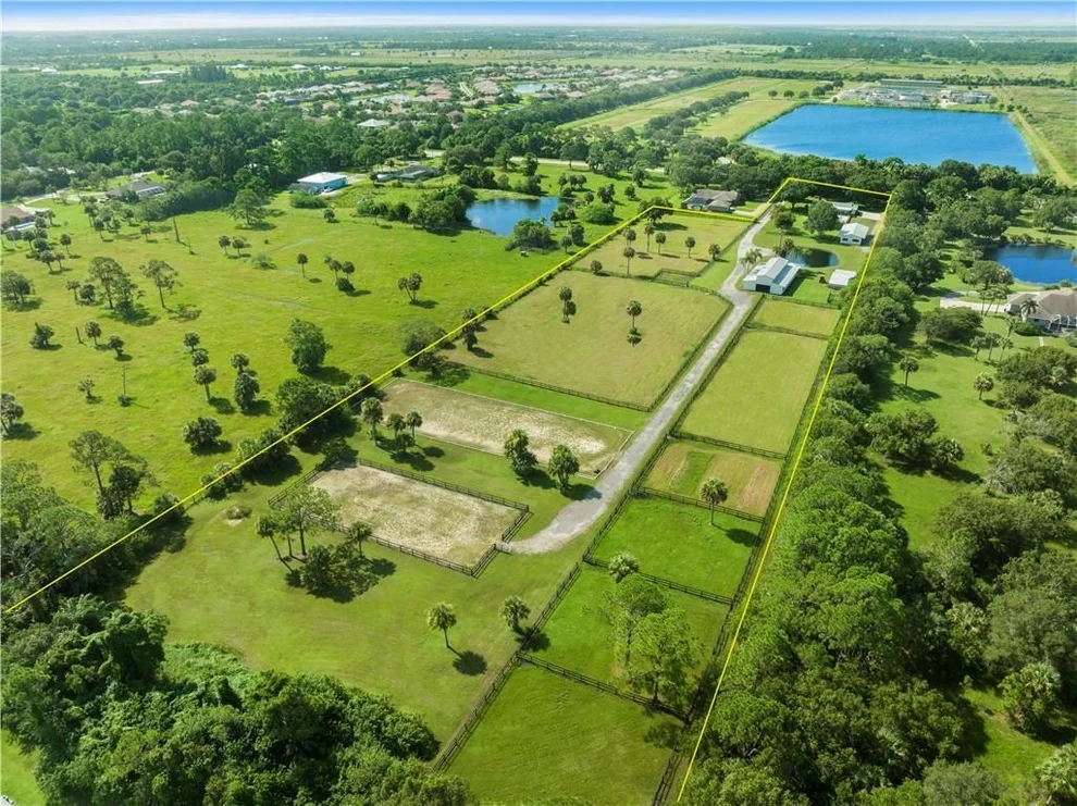 Unit for sale at 8530 8th Street, Vero Beach, FL 32968