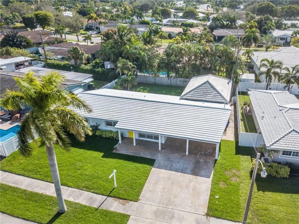 Unit for sale at 2100 NE 60th Street, Fort Lauderdale, FL 33308