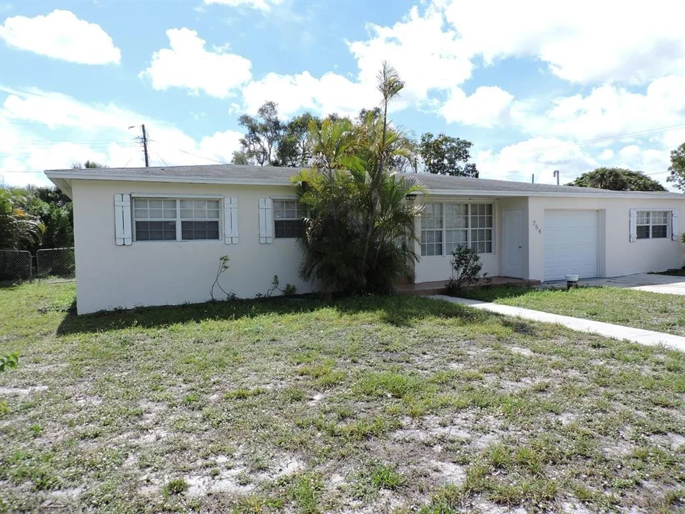 Unit for sale at 754 Evergreen Drive, Lake Park, FL 33403