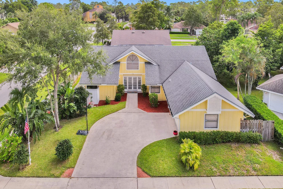Unit for sale at 13448 Hyacinth Court, Wellington, FL 33414