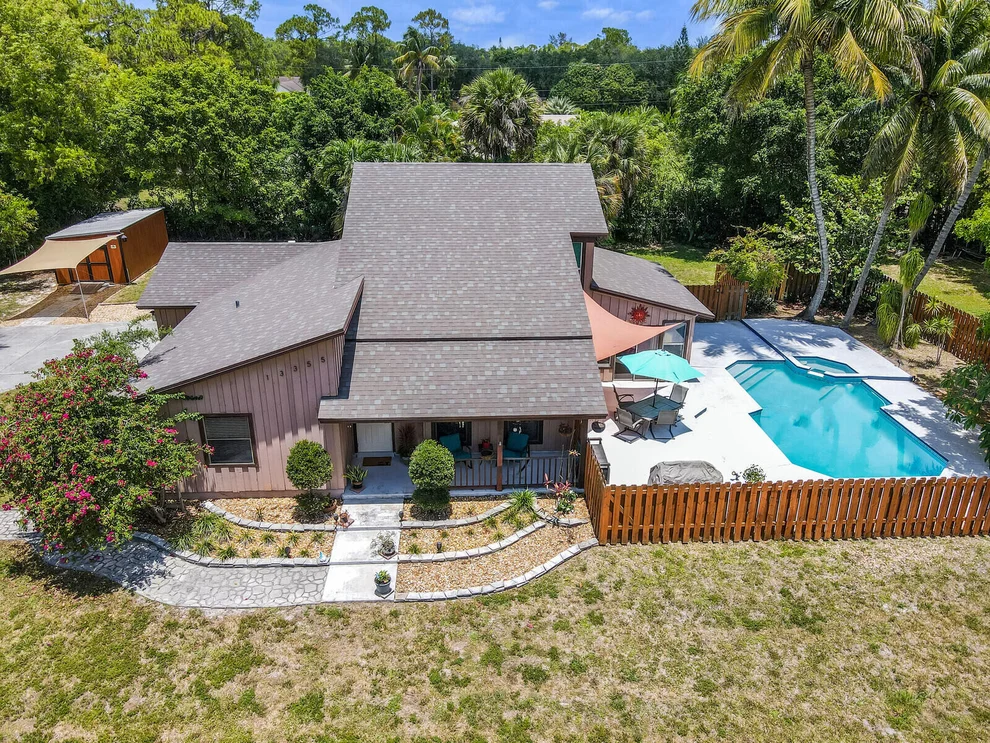 Unit for sale at 13355 48th Court N, The Acreage, FL 33411