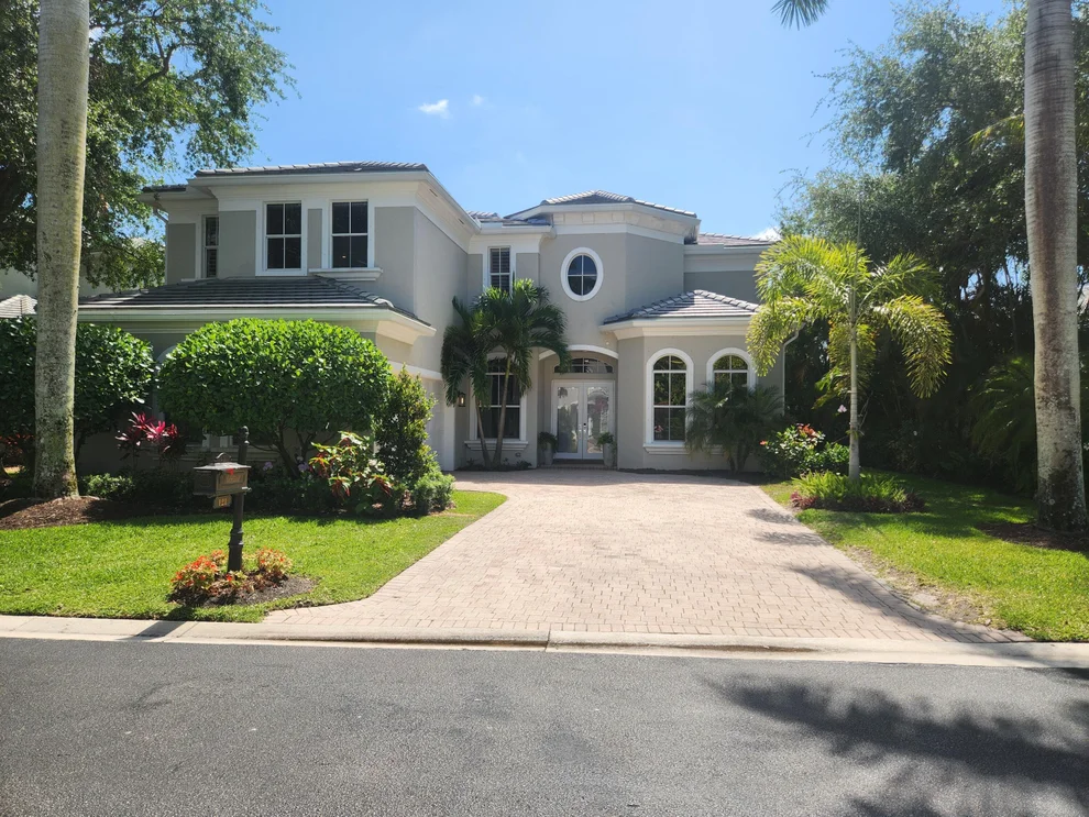 Unit for sale at 121 Tranquilla Drive, Palm Beach Gardens, FL 33418