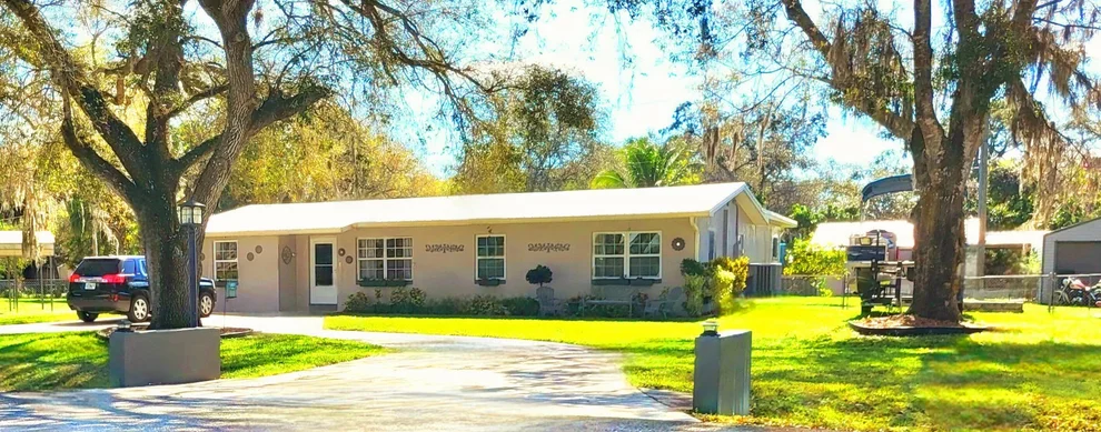Unit for sale at 1402 SE 6th Street, Okeechobee, FL 34974