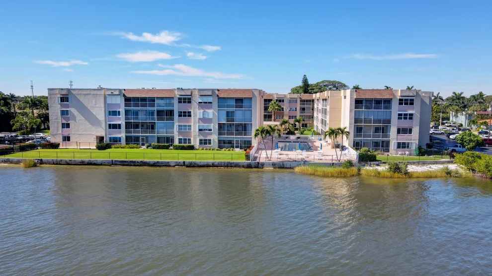 Unit for sale at 1502 S Lakeside Drive, Lake Worth Beach, FL 33460