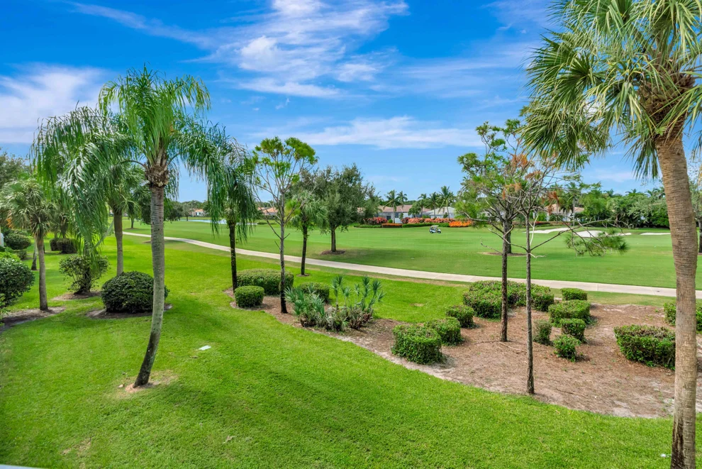 Unit for sale at 104 Palm Point Circle, Palm Beach Gardens, FL 33418