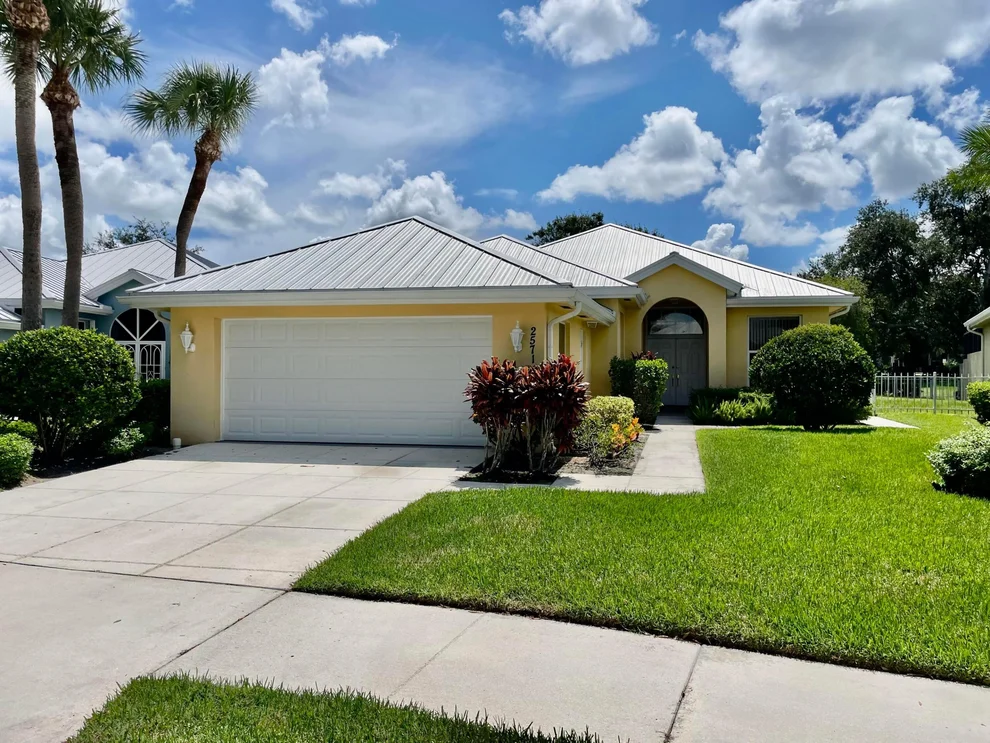Unit for sale at 2571 SW Greenwich Way, Palm City, FL 34990