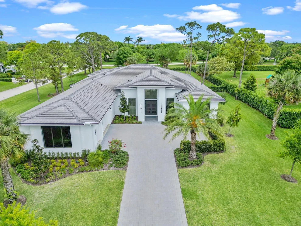 Unit for sale at 5729 Sea Biscuit Road, Palm Beach Gardens, FL 33418