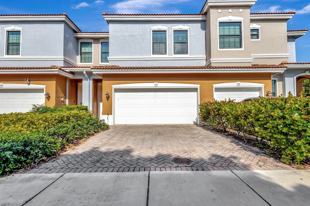Unit for sale at 112 W Astor Circle, Delray Beach, FL 33484