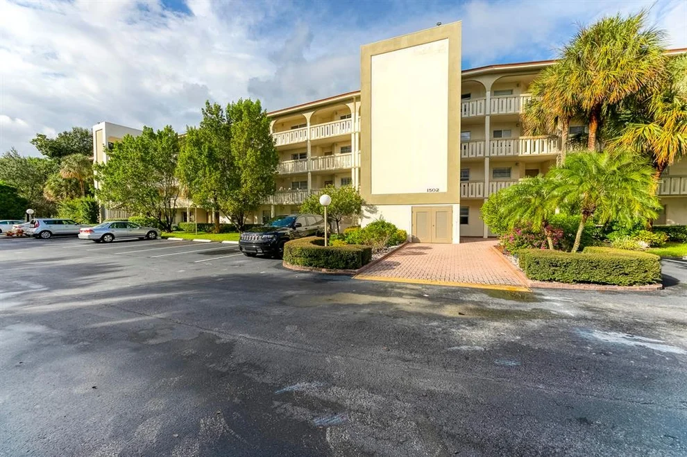 Unit for sale at 1502 Cayman Way, Coconut Creek, FL 33066