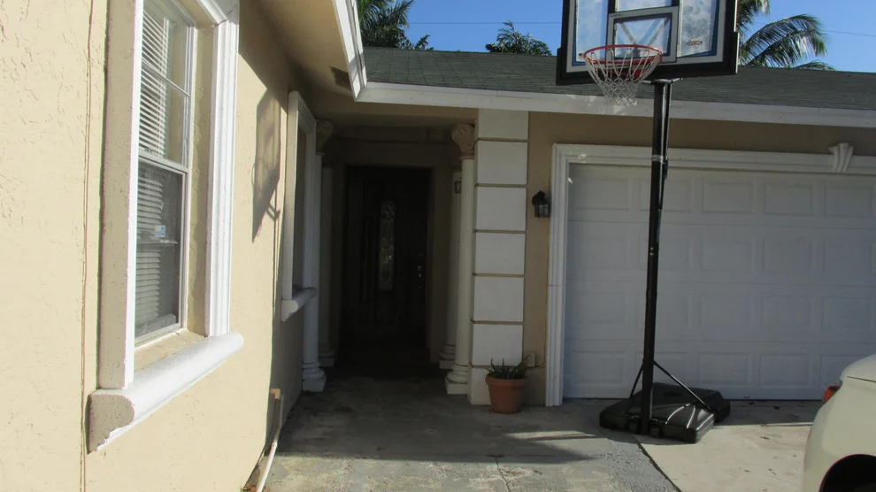 Unit for sale at 2699 Hypoluxo Road, Lake Worth, FL 33462