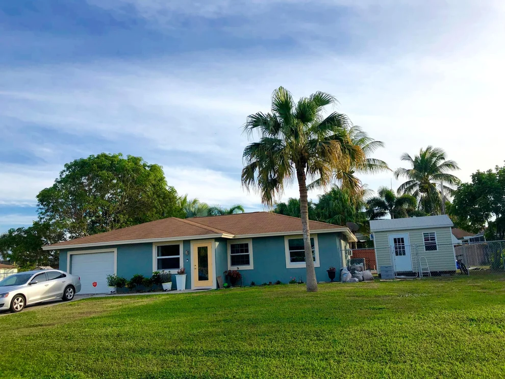 Unit for sale at 3268 Sapphire Road, Lake Worth, FL 33462