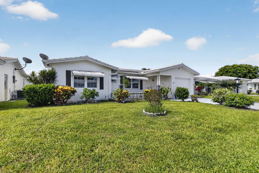 Unit for sale at 1104 W Ocean Avenue, Boynton Beach, FL 33426