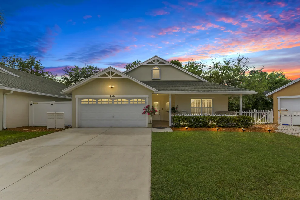 Unit for sale at 109 Country Club Way, Royal Palm Beach, FL 33411