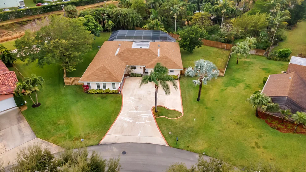 Unit for sale at 1963 Bell Lane, Palm Springs, FL 33406