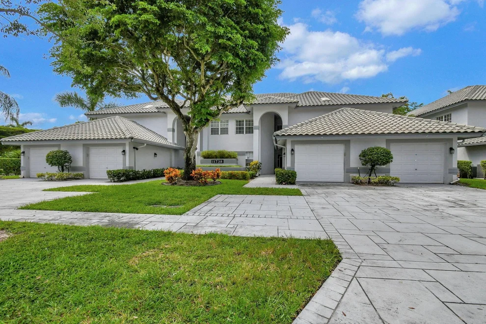 Unit for sale at 11738 Briarwood Circle, Boynton Beach, FL 33437