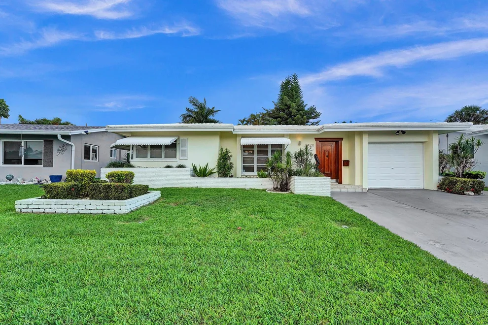 Unit for sale at 4211 NW 49th Drive, Tamarac, FL 33319