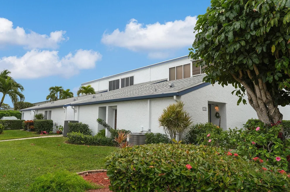 Unit for sale at 132 Wettaw Lane, North Palm Beach, FL 33408