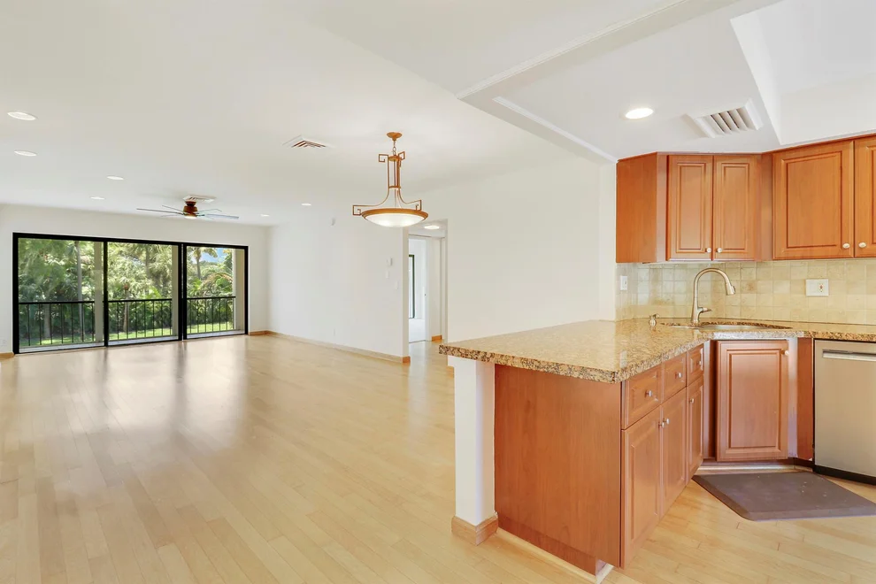 Unit for sale at 1707 Consulate Place, West Palm Beach, FL 33401