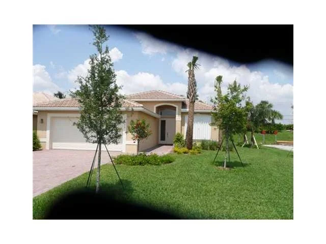 Unit for sale at 10553 Richfield Way, Boynton Beach, FL 33437
