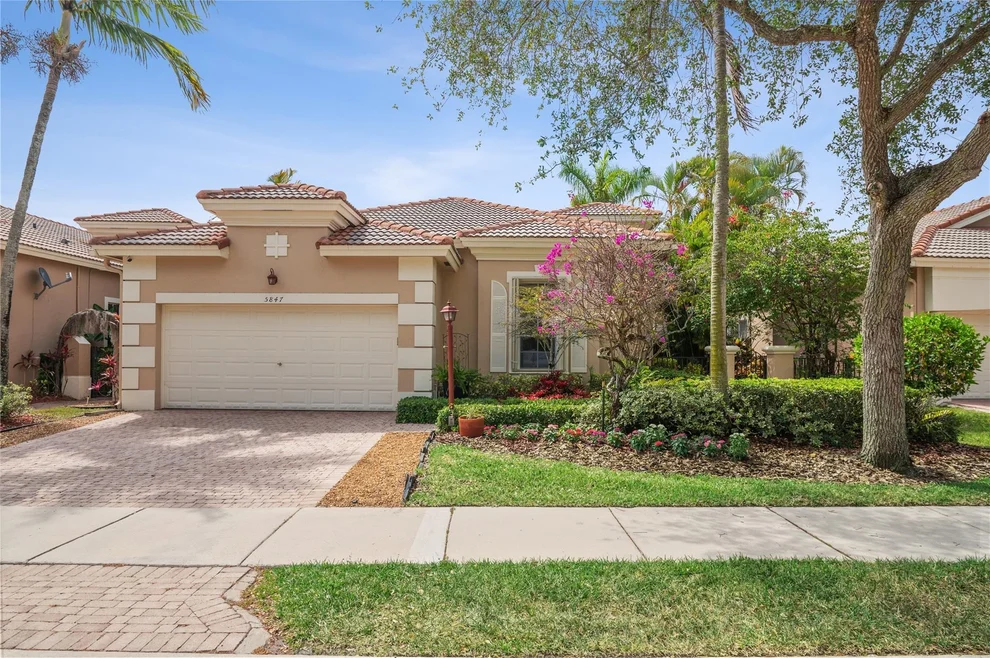 Unit for sale at 5847 NW 120th Avenue, Coral Springs, FL 33076