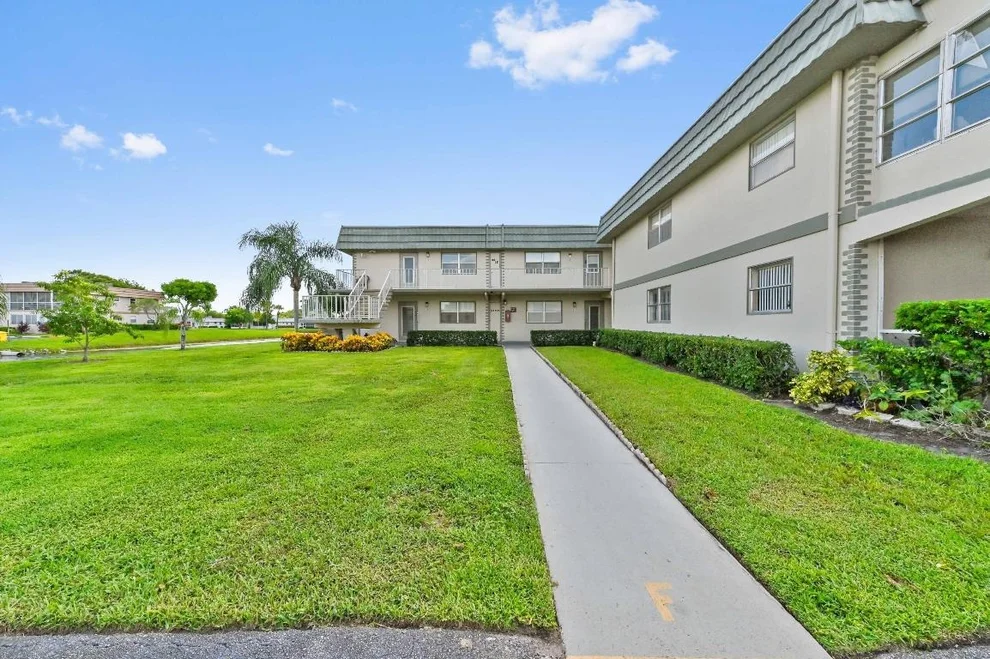 Unit for sale at 262 Monaco F, Delray Beach, FL 33446