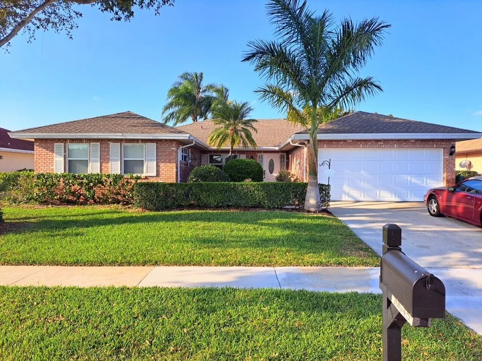 Unit for sale at 10645 Green Trail Drive S, Boynton Beach, FL 33436