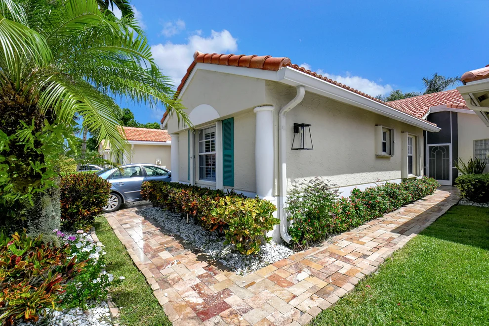 Unit for sale at 6136 Floral Lakes Drive, Delray Beach, FL 33484