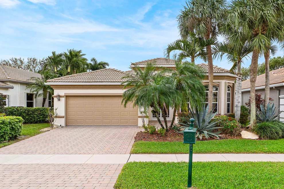 Unit for sale at 8672 Via Avellino, Lake Worth, FL 33467