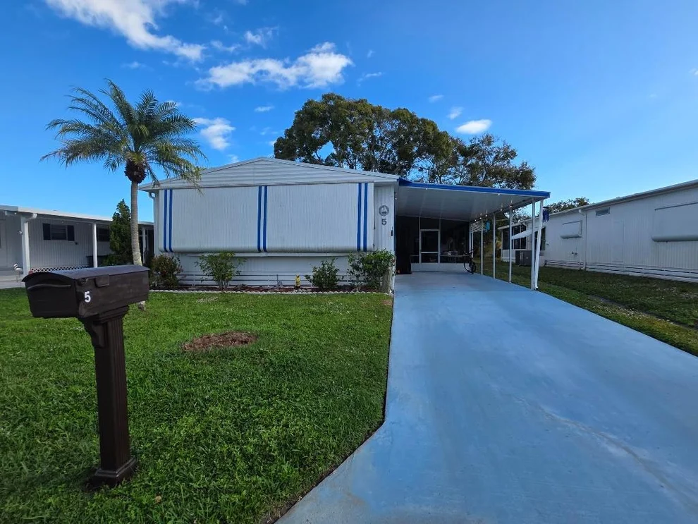 Unit for sale at 5 Yolanda Lane, Port St Lucie, FL 34952