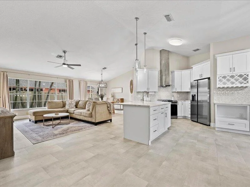 Unit for sale at 237 MOCCASIN Trail W, Jupiter, FL 33458