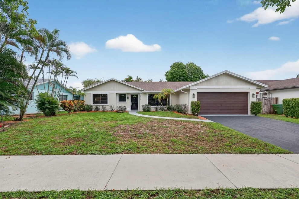 Unit for sale at 5830 SW 120th Avenue, Cooper City, FL 33330