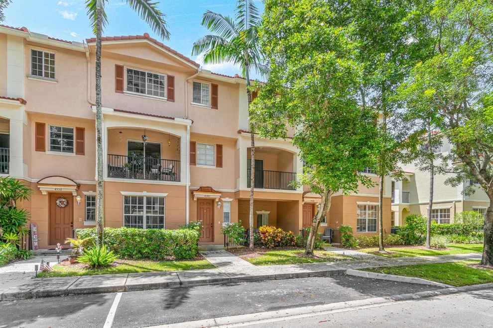 Unit for sale at 4542 Danson Way, Delray Beach, FL 33445