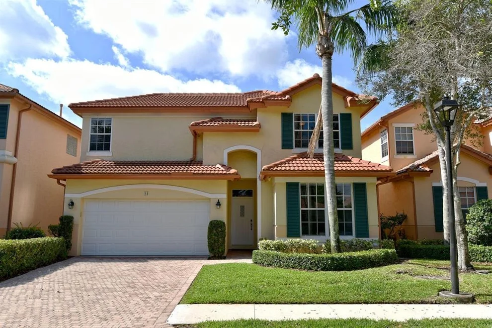 Unit for sale at 98 Monterey Pointe Drive, Palm Beach Gardens, FL 33418