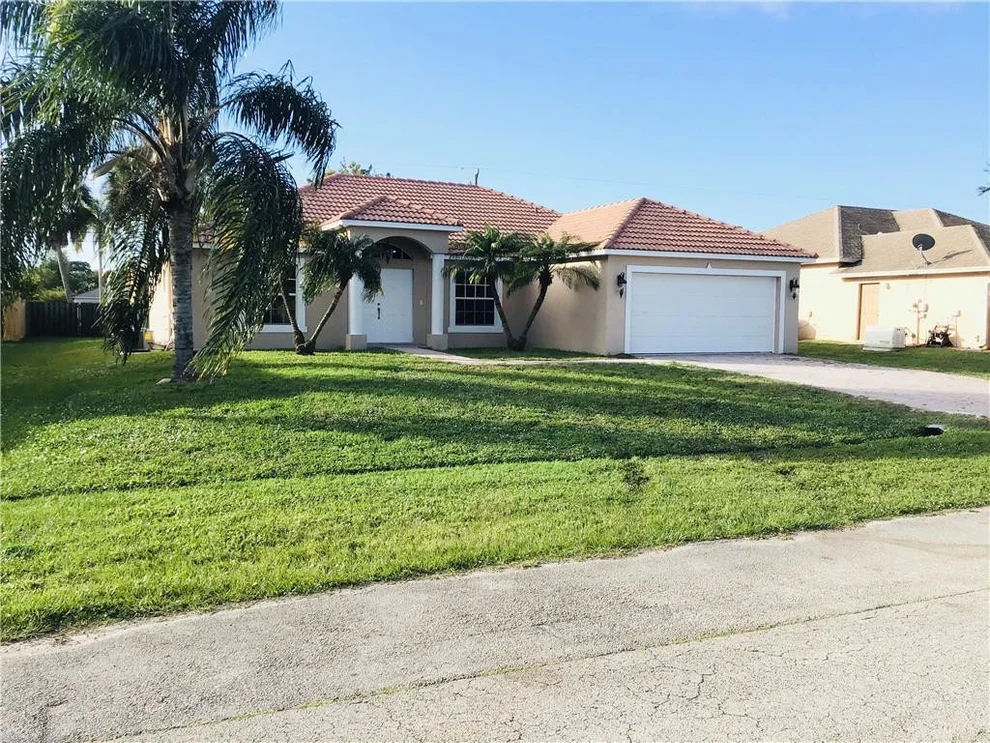 Unit for sale at 1032 SW Fisherman Avenue, Port St Lucie, FL 34953
