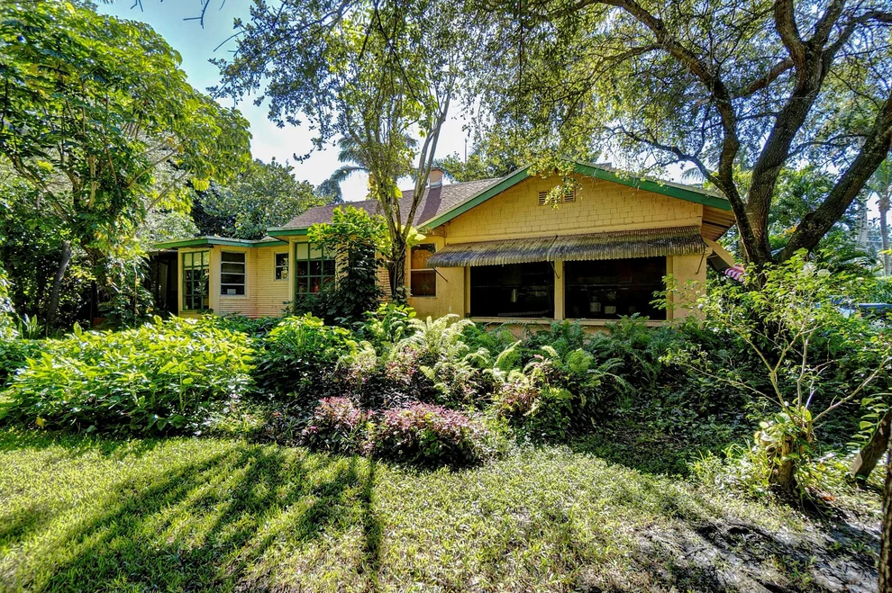 Unit for sale at 4800 SW 61st Avenue, Davie, FL 33314