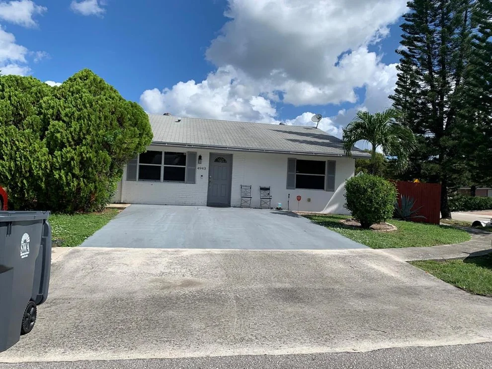 Unit for sale at 4943 Pimlico Court, West Palm Beach, FL 33415