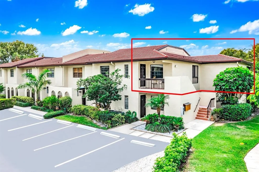 Unit for sale at 21207 Lago Circle, Boca Raton, FL 33433
