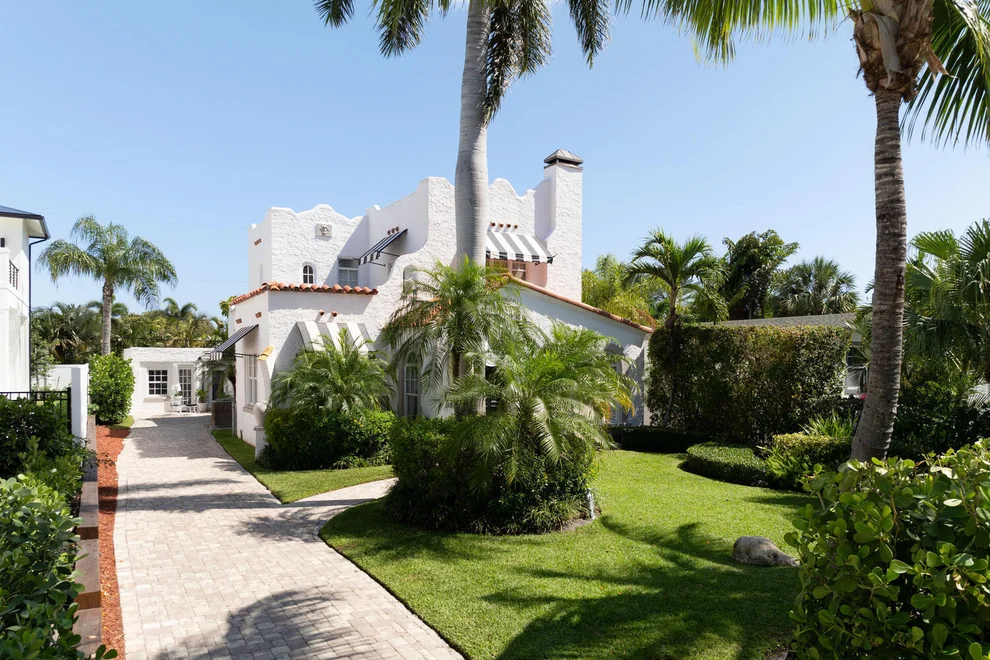 Unit for sale at 359 E Lakewood Road, West Palm Beach, FL 33405