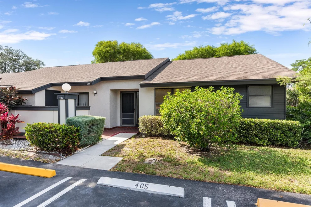 Unit for sale at 405 Northgate Court, Royal Palm Beach, FL 33411
