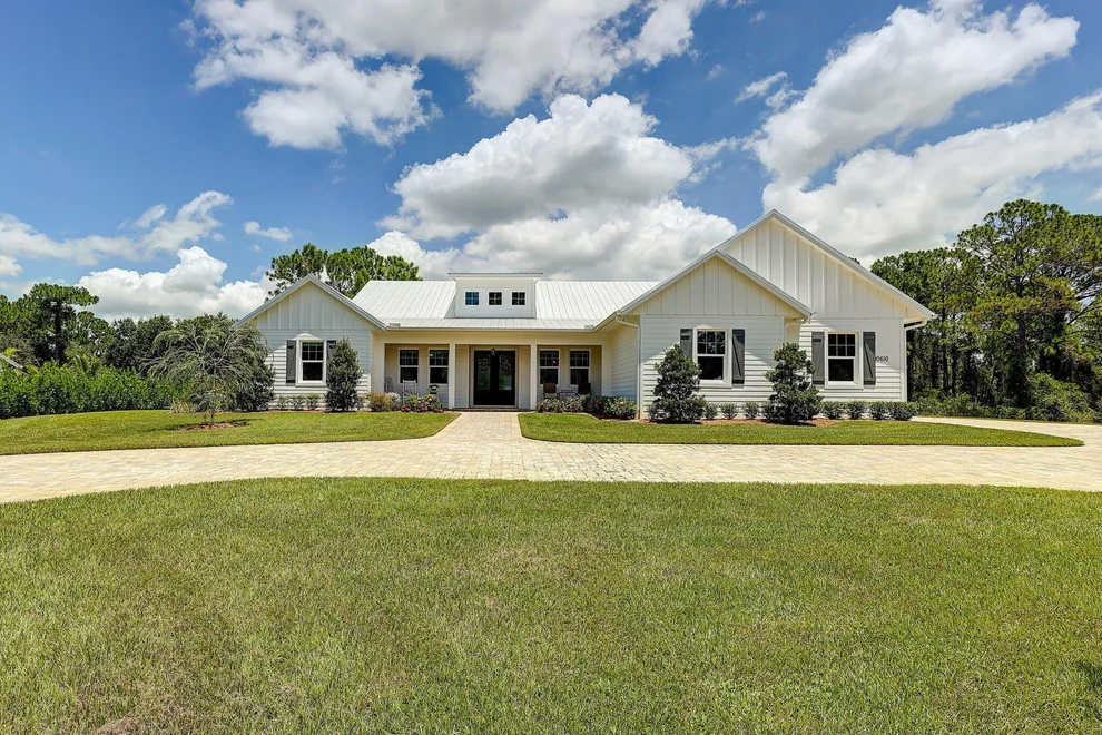 Unit for sale at 10610 Pine Needle Drive, Fort Pierce, FL 34945