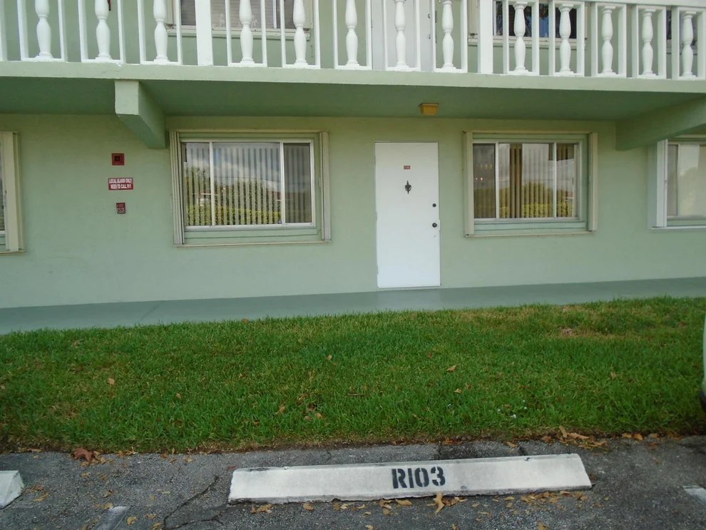 Unit for sale at 3500 Springdale Boulevard, Palm Springs, FL 33461