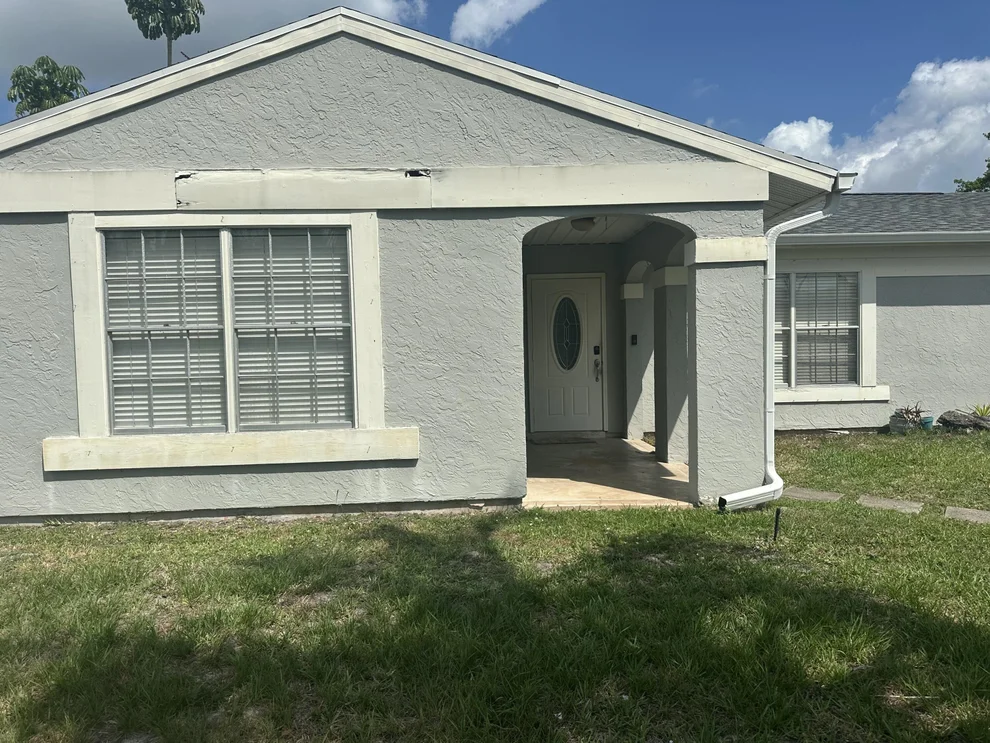 Unit for sale at 1914 SE Redwing Circle, Port St Lucie, FL 34952