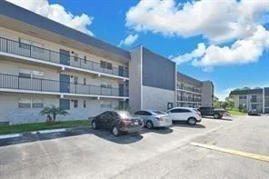 Unit for sale at 7960 N Colony Circle, Tamarac, FL 33321